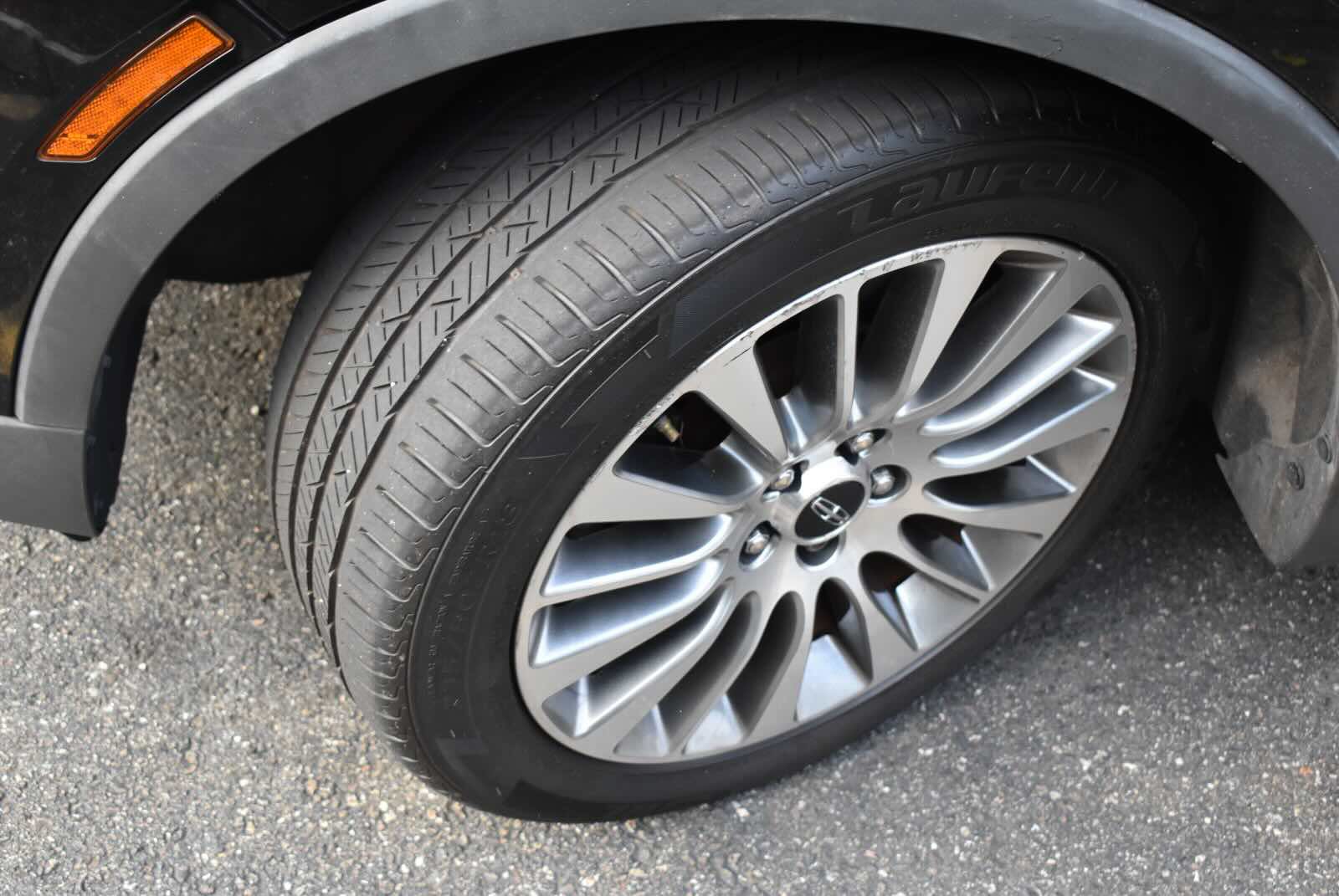 Used 2017 Lincoln MKC Reserve w/ Lincoln MKC Climate Package AWD/4WD image 37