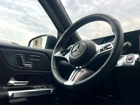 Certified 2024 Mercedes-Benz GLB 250 GLB 250 image 11