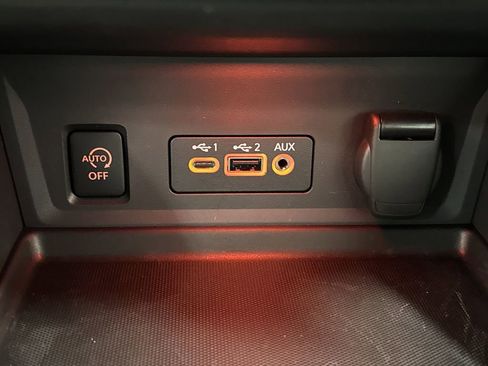 Used 2025 Nissan Sentra SV w/ All-Weather Package image 22