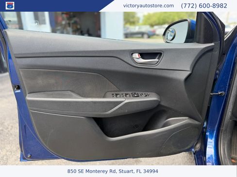 Used 2018 Hyundai Accent SE FWD image 22