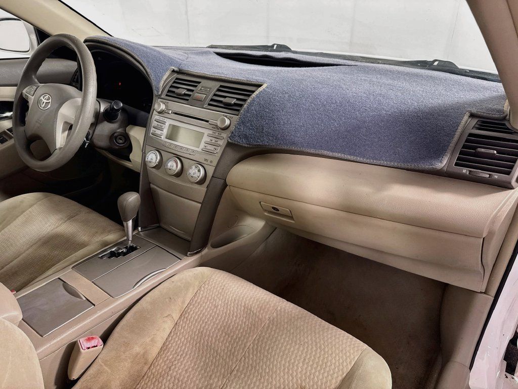 Used 2011 Toyota Camry LE w/ LE Extra-Value Pkg FWD image 31