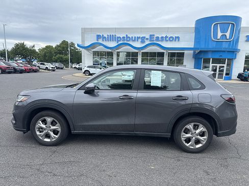 Used 2024 Honda HR-V LX image 2