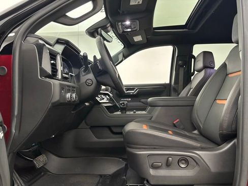 New 2025 GMC Sierra 1500 AT4 w/ AT4 Premium Package AWD/4WD image 20