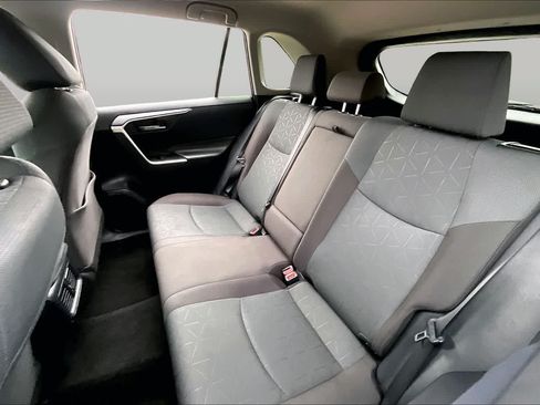 Used 2024 Toyota RAV4 XLE FWD image 20