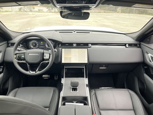 New 2026 Land Rover Range Rover Velar Dynamic SE image 14
