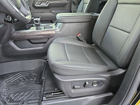 New 2025 Chevrolet Silverado 1500 LTZ AWD/4WD image 18