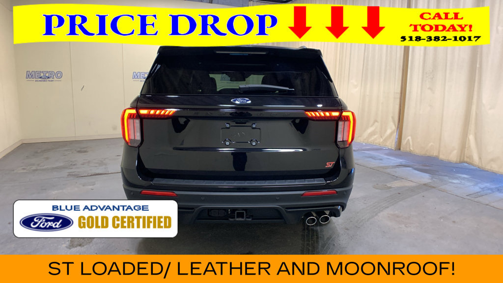 Certified 2025 Ford Explorer ST AWD/4WD image 4