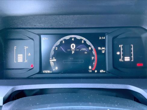 Used 2024 Toyota Tacoma SR image 24