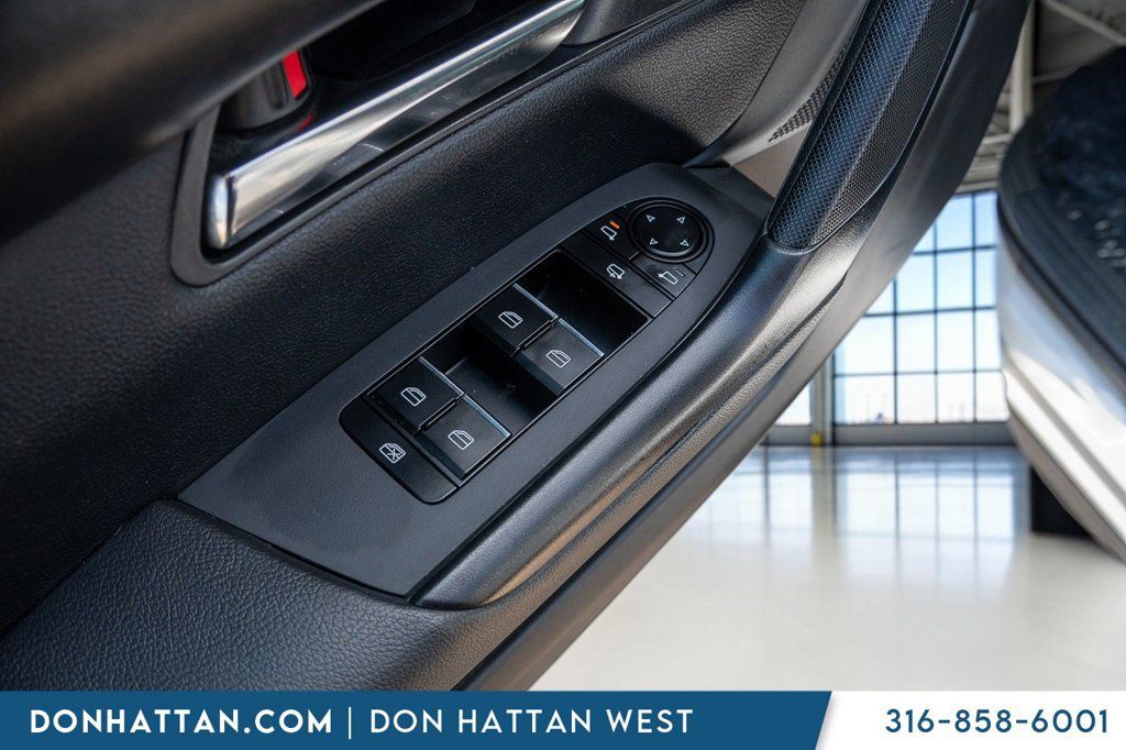 Used 2024 MAZDA CX-50 AWD 2.5 S w/ Cargo Package image 18