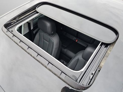 Used 2017 Audi A4 2.0T Premium w/ Convenience Package image 28