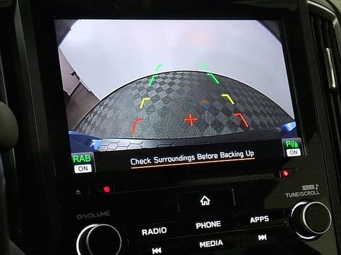 Used 2020 Subaru Crosstrek 2.0i Limited w/ Moonroof Package image 4