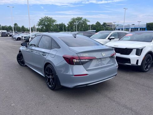 Used 2025 Honda Civic Sport image 6