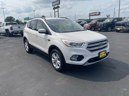 Used 2018 Ford Escape SEL AWD/4WD image 2
