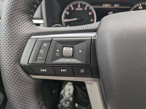 New 2026 Mitsubishi Outlander LE FWD image 22