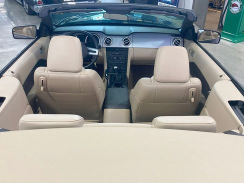 Used 2006 Ford Mustang GT image 29