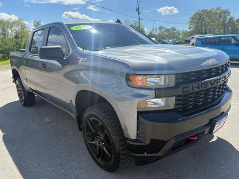 Used 2021 Chevrolet Silverado 1500 Custom Trail Boss w/ LPO, Dark Essentials Package image 1