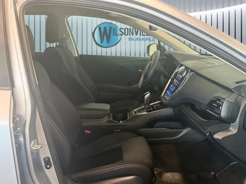 Used 2024 Subaru Outback Premium AWD/4WD image 6