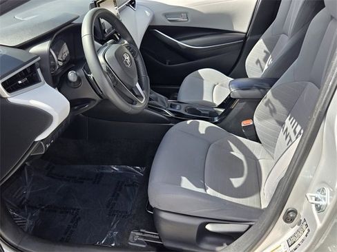 Used 2022 Toyota Corolla SE image 10