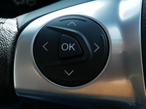 Used 2016 Ford Escape Titanium AWD/4WD image 17