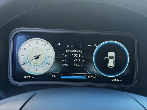 Used 2022 Hyundai Kona Limited FWD image 9