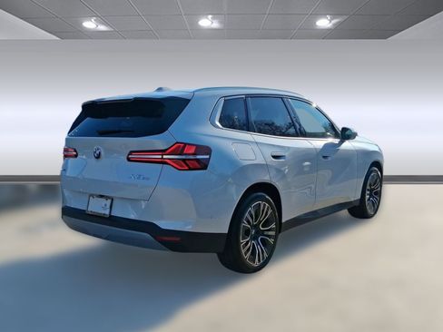 Used 2026 BMW X3 xDrive30i w/ Premium Package AWD/4WD image 7