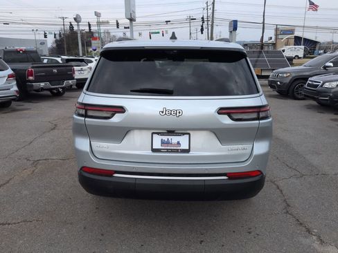 New 2026 Jeep Grand Cherokee L Limited w/ Luxury Tech Group II AWD/4WD image 7