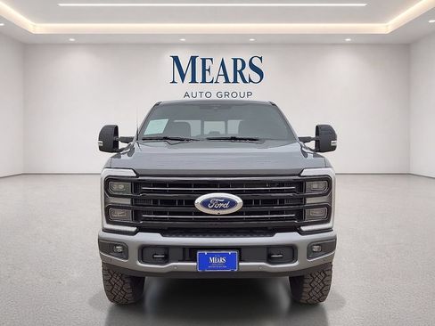 Used 2025 Ford F250 Platinum w/ Tremor Off-Road Package AWD/4WD image 8