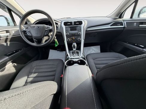 Used 2016 Ford Fusion SE image 20