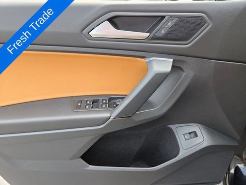 Used 2019 Volkswagen Tiguan SEL AWD/4WD image 19