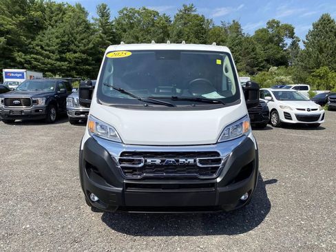 Used 2025 RAM ProMaster 2500 w/ U-Haul Equipment Group FWD image 10
