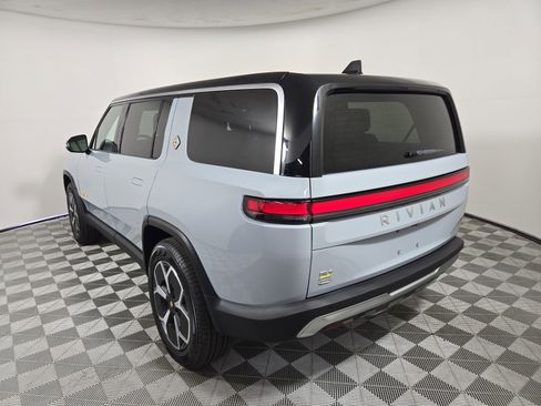 Used 2024 Rivian R1S Adventure AWD/4WD image 3
