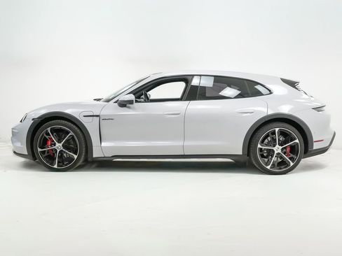 Used 2025 Porsche Taycan 4S AWD/4WD image 2