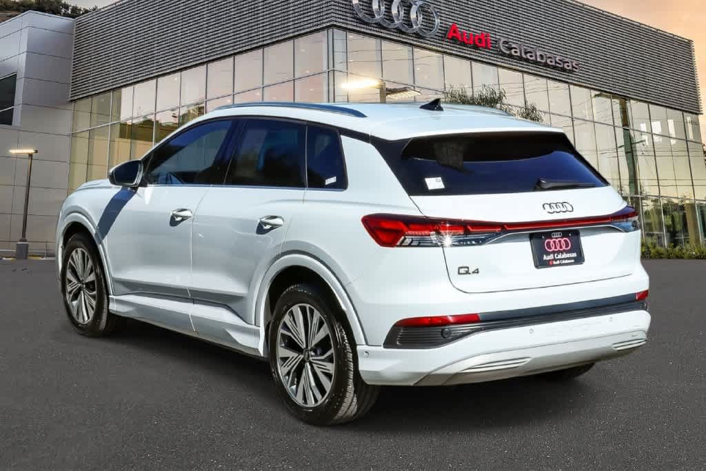 Used 2023 Audi Q4 e-tron Premium Plus w/ Premium Plus RWD image 4