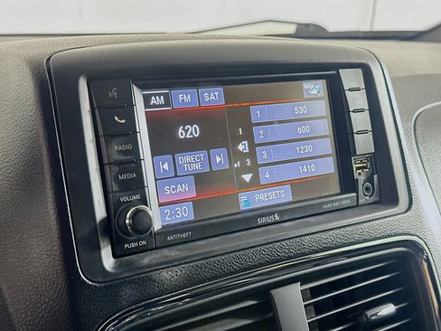 Used 2019 Dodge Grand Caravan GT image 19