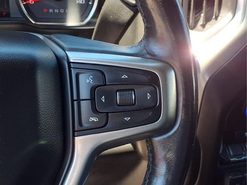 Used 2020 Chevrolet Silverado 1500 LT Trail Boss AWD/4WD image 13
