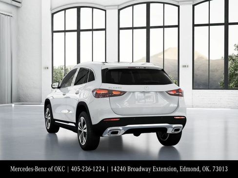 Used 2025 Mercedes-Benz GLA 250 image 27