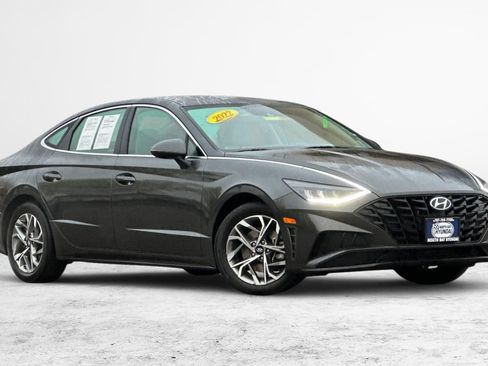 Used 2022 Hyundai Sonata SEL image 2