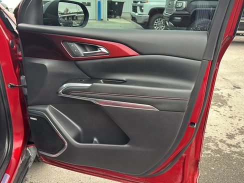 Used 2024 Chevrolet Traverse Z71 w/ Enhanced Driving Package image 25