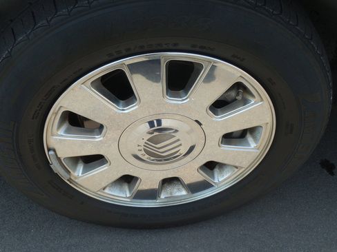 Used 2006 Mercury Grand Marquis LS image 11