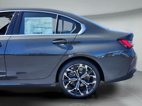 New 2026 BMW 330i Sedan w/ Premium Package image 39