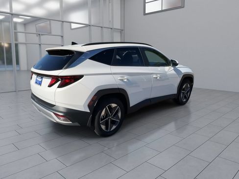 Certified 2026 Hyundai Tucson SEL FWD image 8