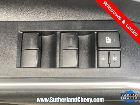 Used 2024 Toyota Highlander XLE image 14