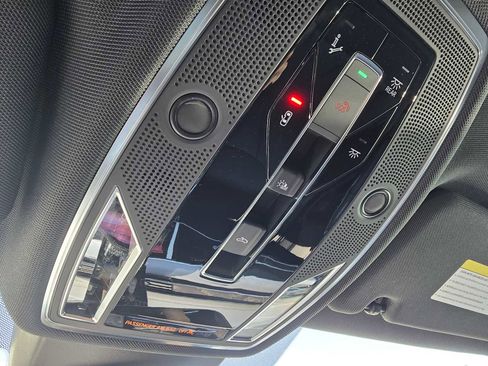 New 2025 Audi A8 L 3.0T image 37