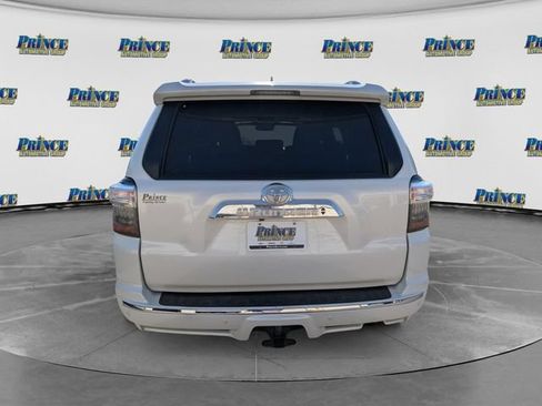 Used 2022 Toyota 4Runner Limited RWD image 4