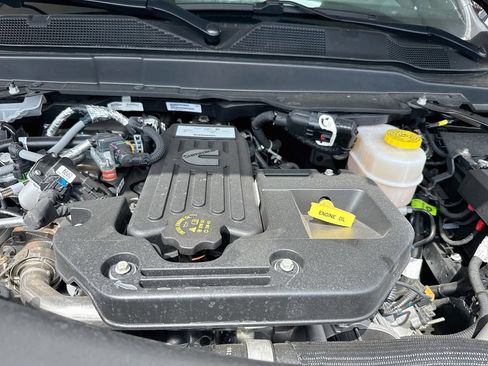 New 2026 RAM 3500 Big Horn AWD/4WD image 34