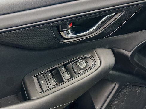 Used 2025 Subaru Outback Premium image 15