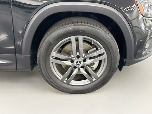 Certified 2025 Mercedes-Benz GLB 250 image 31