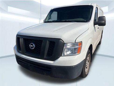 Used 2015 Nissan NV 2500 SV w/ Side & Curtain Airbag Package image 2