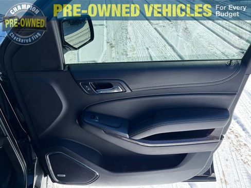 Used 2017 GMC Yukon SLT w/ Open Road Package image 38