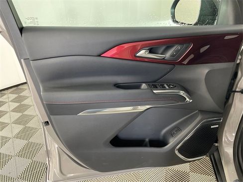 New 2026 Chevrolet Traverse Z71 w/ Enhanced Driving Package image 12